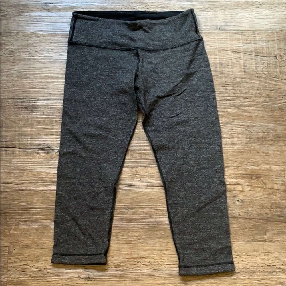 Lululemon crop leggings